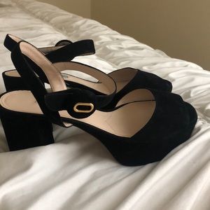Beautiful Authentic Prada heels